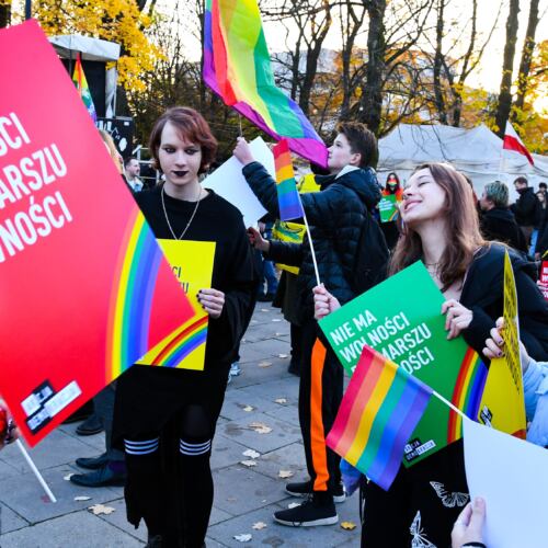 Protest przeciw ustawie StopLGBT Kai Godek pod Sejmem Warszawa, 28.10.2021. Protest przeciw ustawie StopLGBT Kai Godek