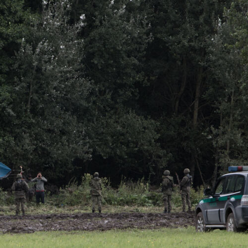 Usnarz Górny – Afgańczycy przetrzymywani na granicy Usnarz Górny, 01.09.2021. Polskie służby nie dopuszczają pomocy do Afgańczyków przetrzymywanych na granicy